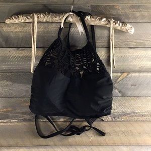 Black bikini top